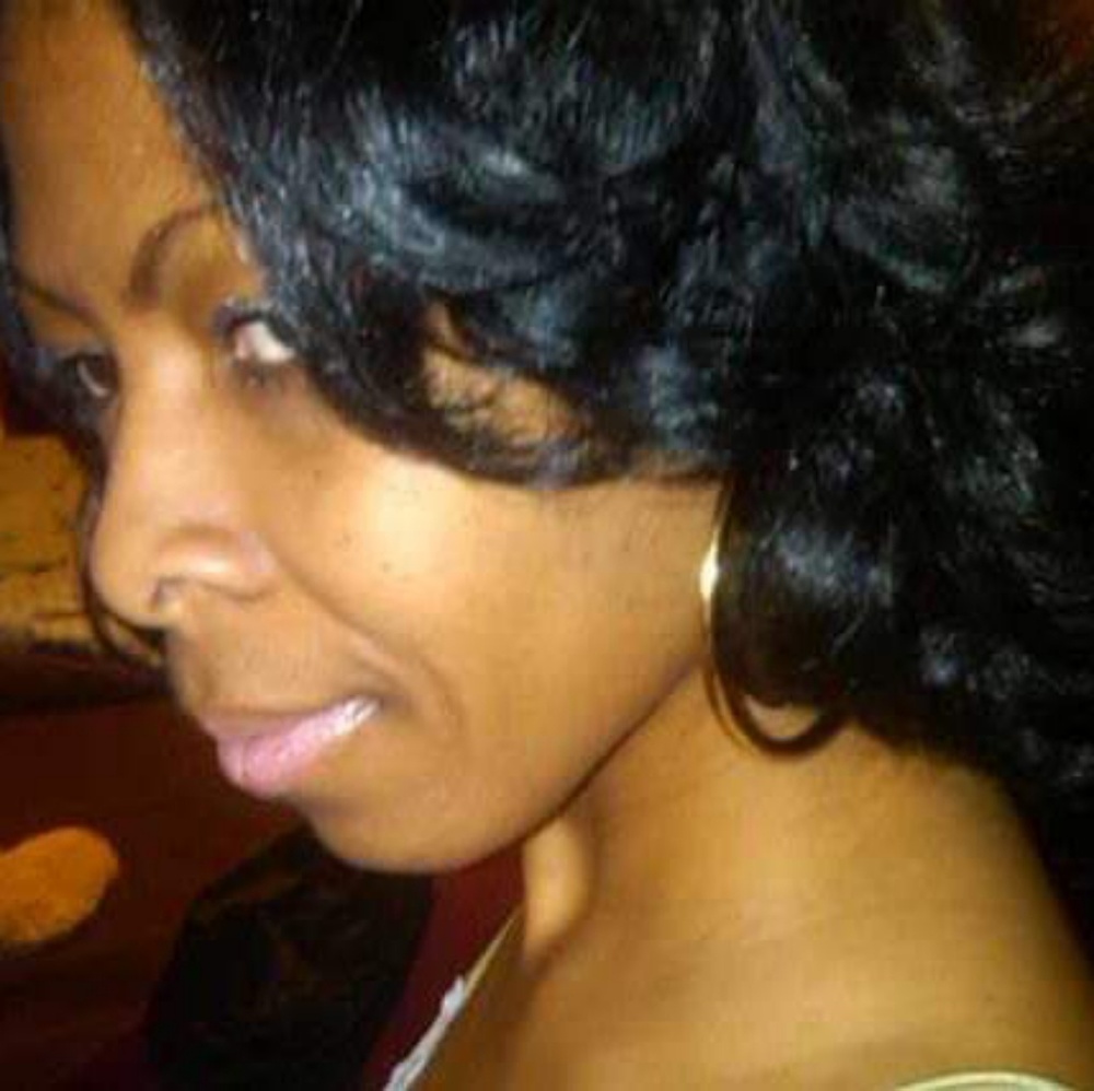 Meet your Posher, Jonnita